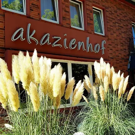 Akazienhof 3*